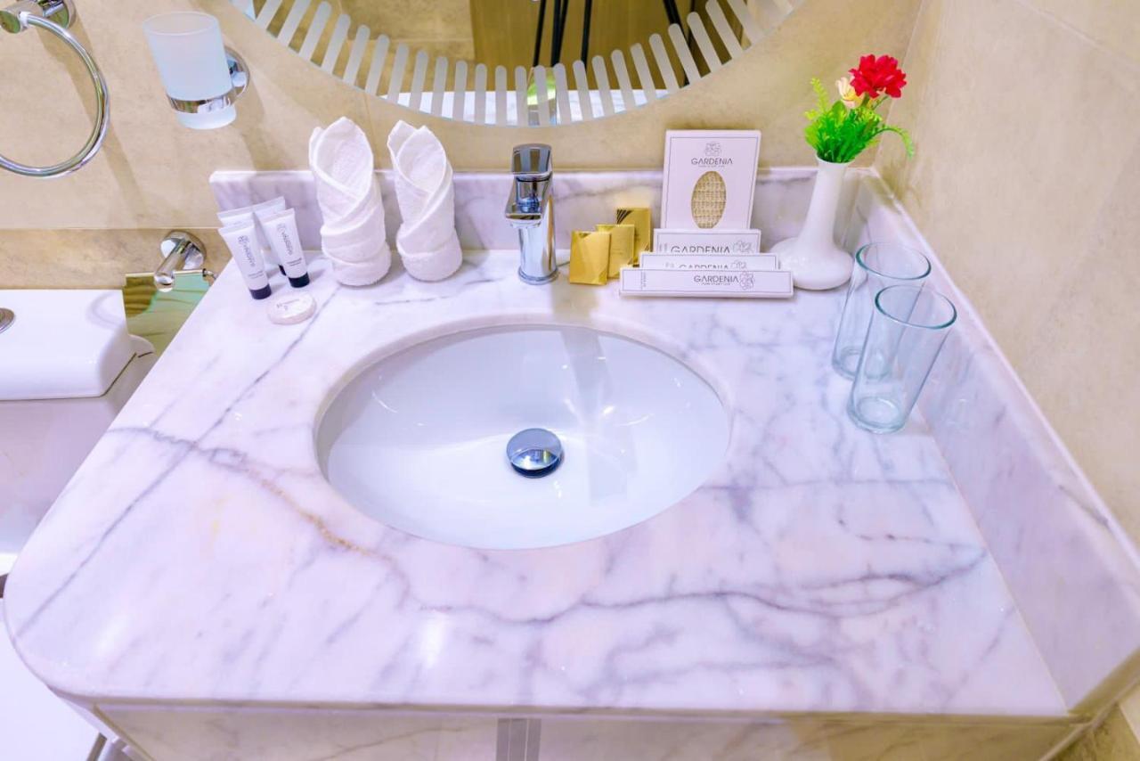 Wissam Al-hawra Hotel *